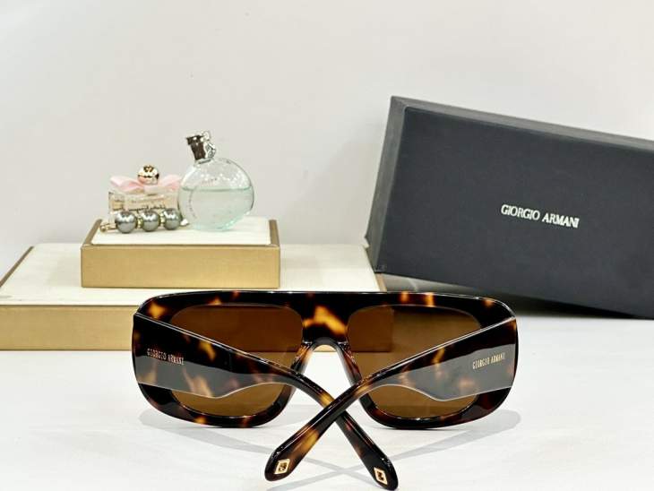 Picture of Armani Sunglasses _SKUfw70045853fw